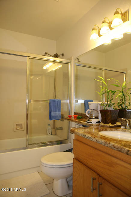 5625 E Exeter Boulevard, Phoenix, AZ 85018