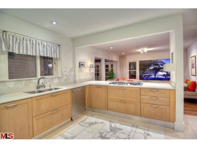 26 Arcadia Terrace, Santa Monica, CA 90401