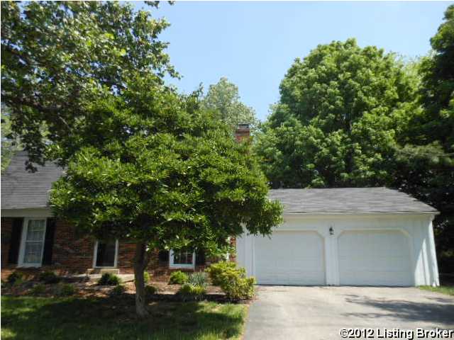 2801 Creekside Dr, Louisville, KY 40241