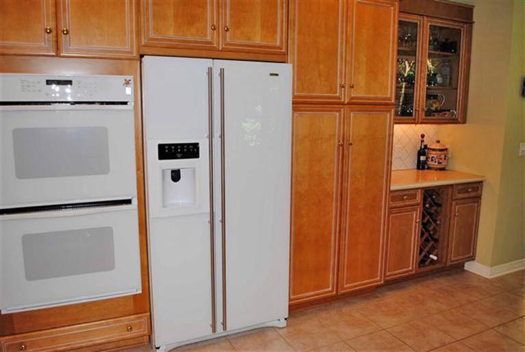 223 Crabapple Ln, Valparaiso, IN 46383