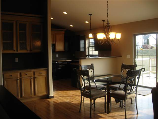 413 Bear Dr, Tiffin, IA 52340