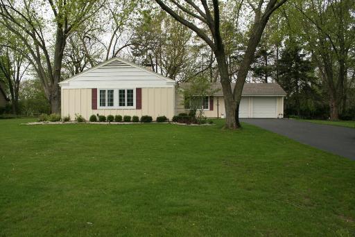 194 River Drive, Cary, IL 60013